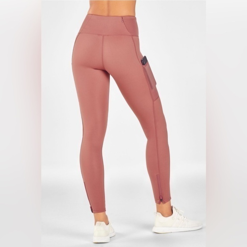 Fabletics Orchid Smoke Trinity Motion365® HW Utility Leggings Women’s Size Small